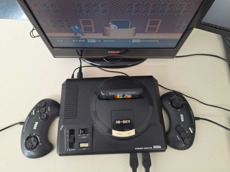 Original Genesis Sega Mega Drive Retro Game Console 16 Bit, No 1601-18