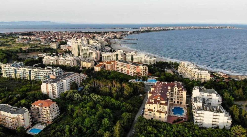 Продава се Едностаен апартамент в Поморие - 45 кв.м за 1312 €/кв.м - Снимка #1