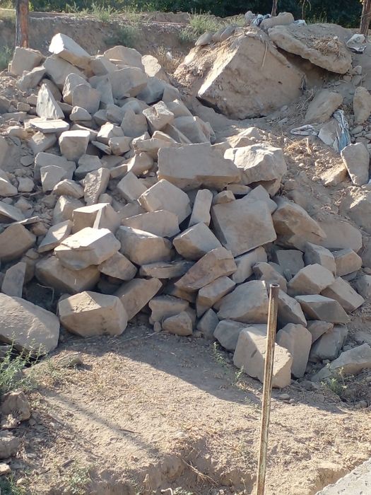 Хаммаси сотилади. Манзил Жиззах вилояти Зомин туман