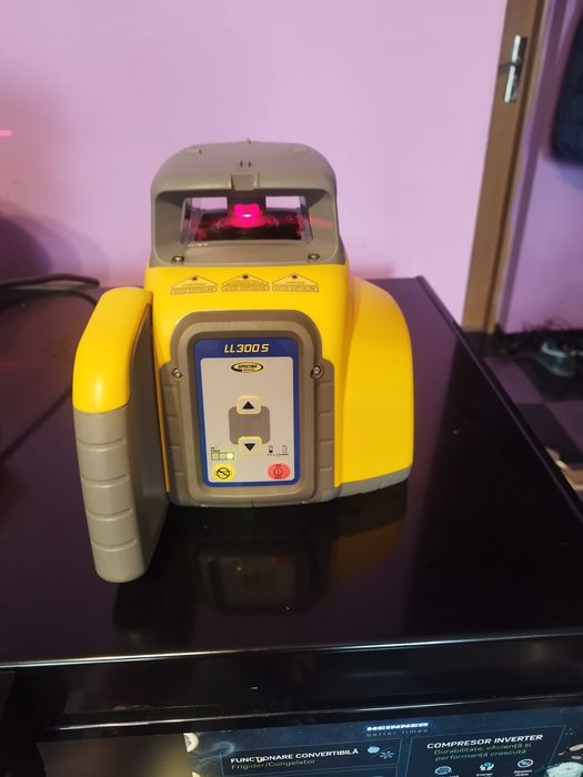 Nivela laser rotativa Spectra LL300s