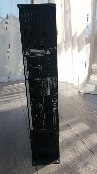 Vând amplificator TSA4000