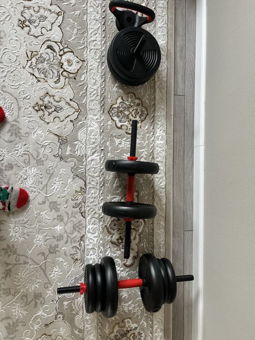 Продам набор гантелей