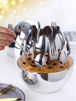 Набор столовых приборов. Яйцо