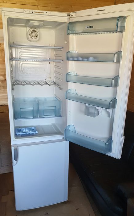 Frigider Arctic cu 2 compresoare