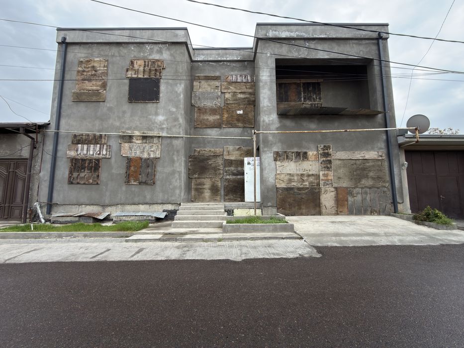 Продажа участка срочно Мать и Дитя 4 сотки Коробка черновая отделка