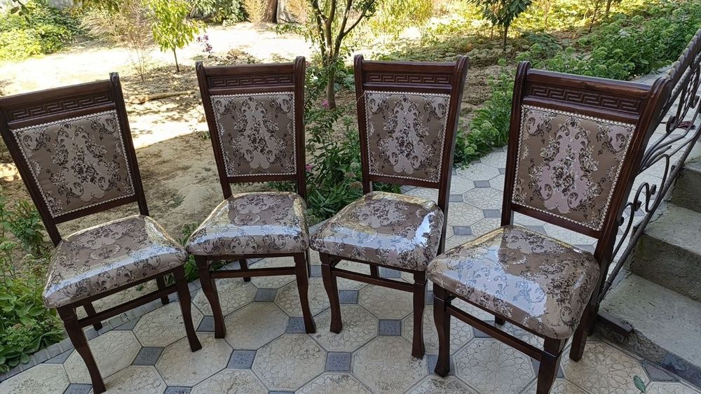 Toy va boshqa marosimlar uchun stol stul ijaraga beramiz.