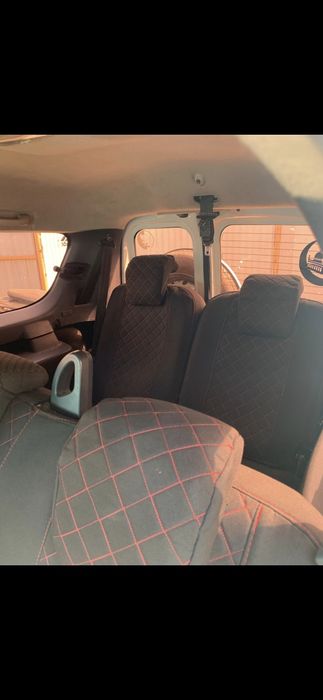 Продам ЛАРГУС 1.6