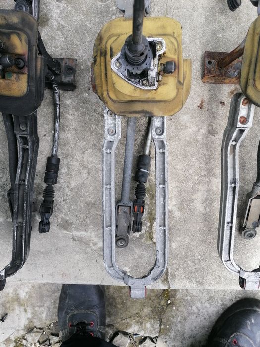 Лостов механизъм за ръчна скоростна кутия Mercedes W211, W203, W209