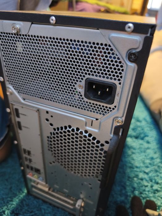 Продам компьютер в хорошем состоянии