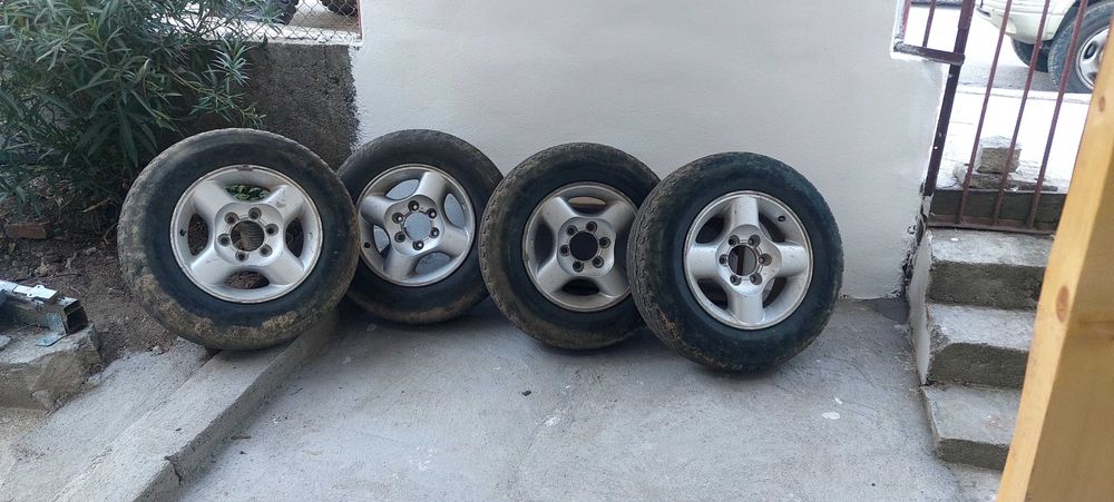 Продавам джанти за нисан терано 16"