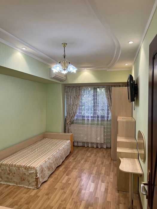 Ц-1 Сквер Амира Темура 3/5/9