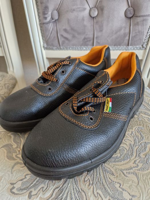 Продам спецобувь