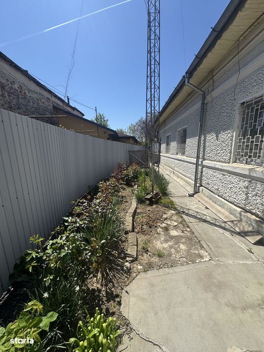 Casa 3 camere Str Penteleu