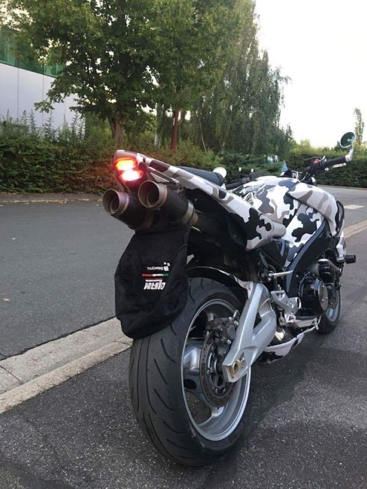Suzuki b-king 1300
