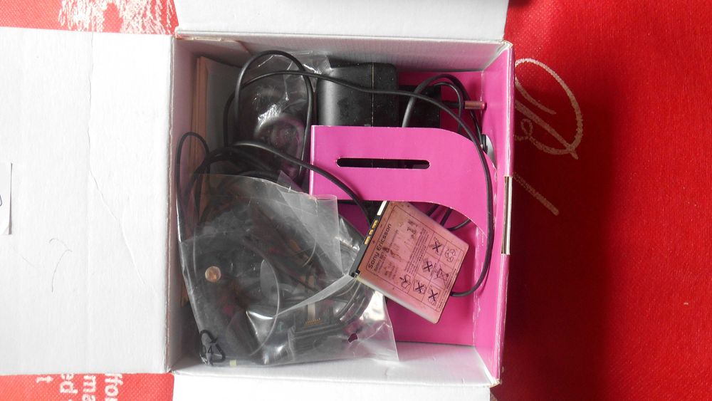 Продаеться Sony Ericcson C901 FUII Komplect.