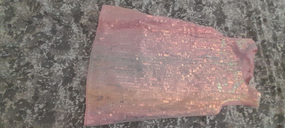 Детска рокля 130см.