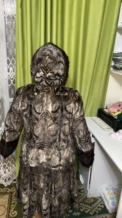 Продам норковую шубу