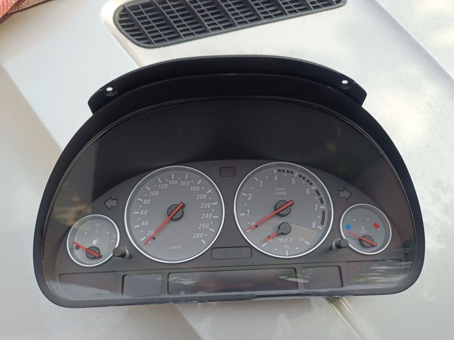 Щиток приборов БМВ е53 4.8 4.6