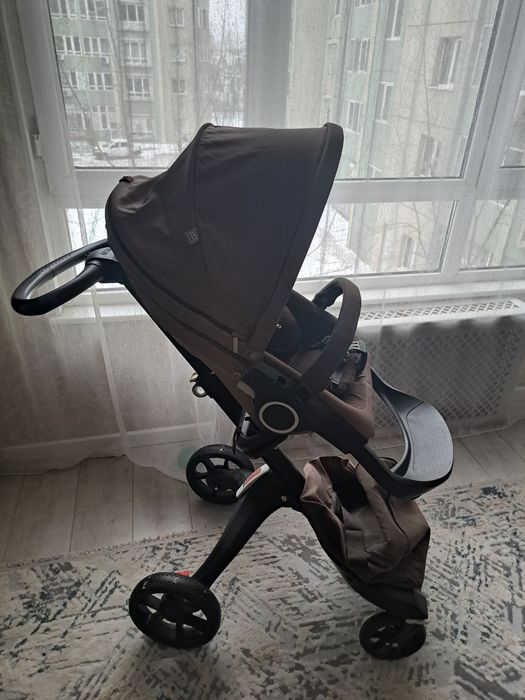 Продам коляску дисленд