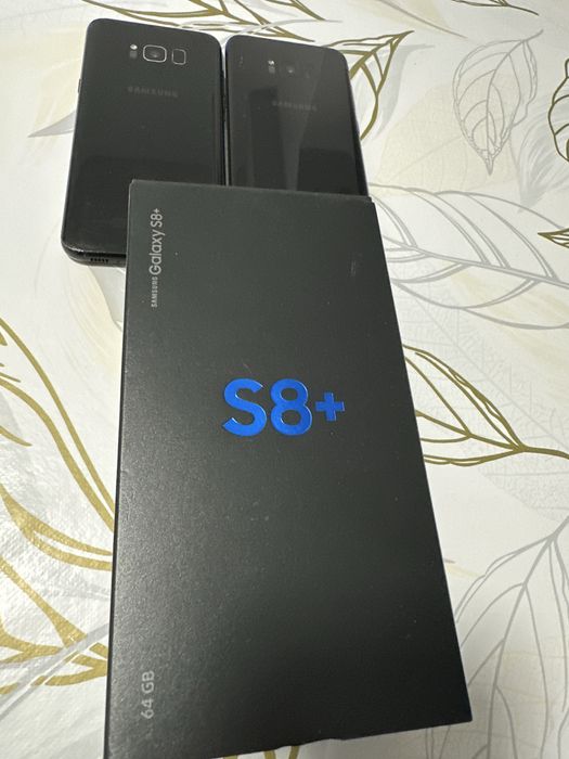 Samsung S8+ .2 броя ЗА ЧАСТИ! + Два броя протектор