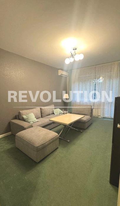 Дава се под наем Двустаен апартамент в Варна, Левски - 65 кв.м за 600 € - Снимка #1