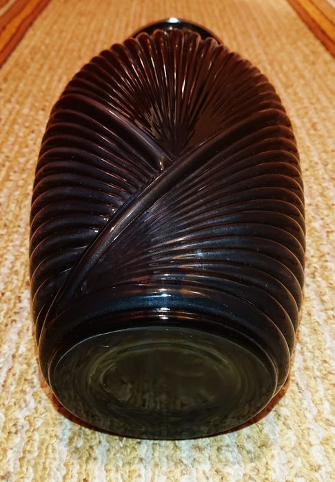 Голяма ваза (USA) 
125 лв