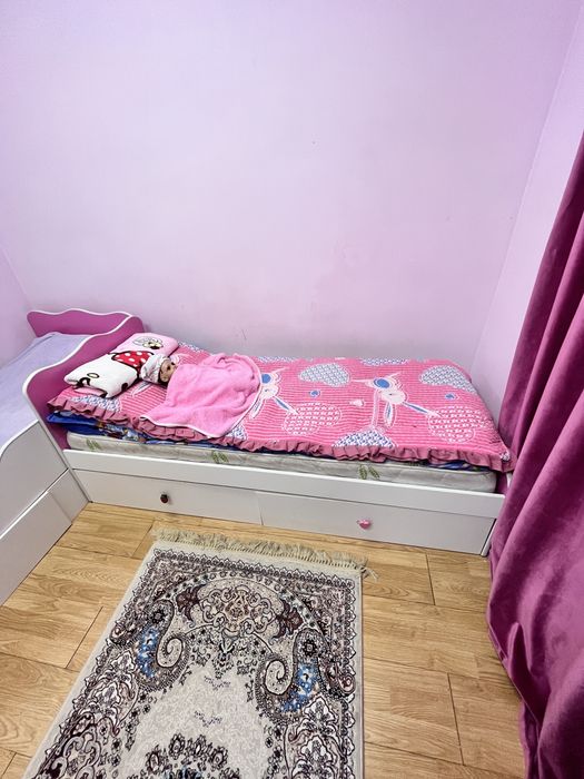 Детская гарнитура б/у