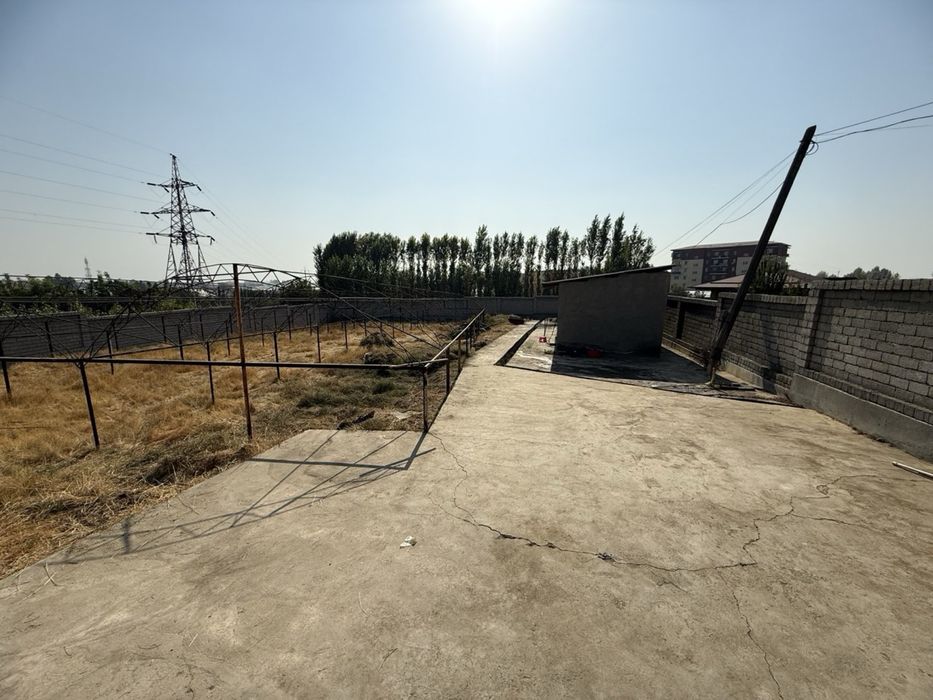 Uchastka sotiladi !!! Уй сотилади !!! 16 сотих !!! Янгийул шахар!!!