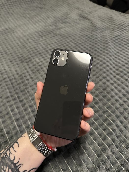 11 iPhone черный 64ГБ
