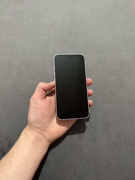 iPhone 13 128гб В отличном состоянии