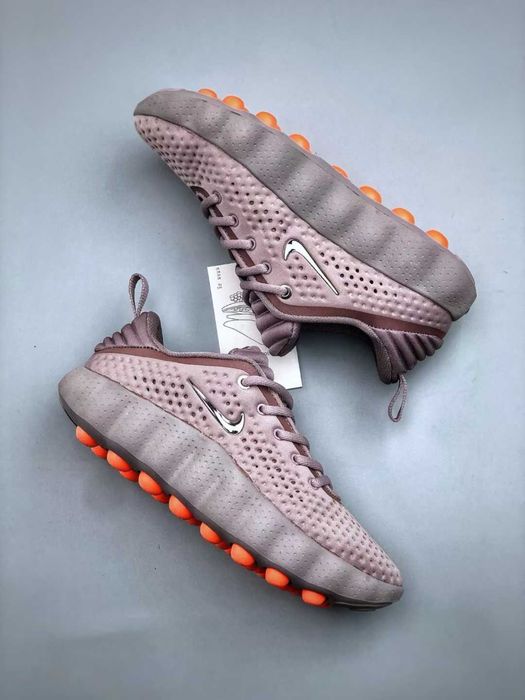 Нови дамски маратонки Nike Mind 002 light violet ore