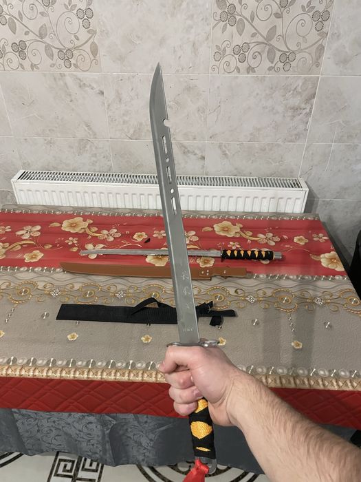 Vand sabie din oțel