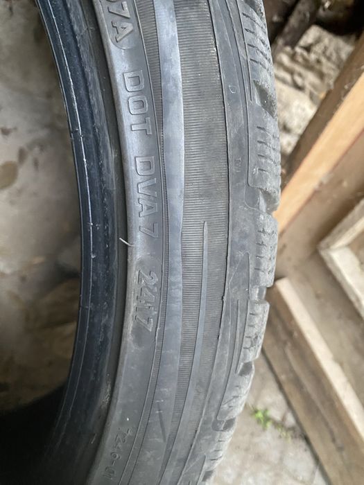 Зимна гума Vredestein 245/35/20