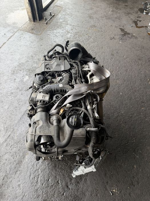 Motor audi a4/a5/a6/a7/a8/q5/q7/q8 cod dhxa compatibil crt 75 de mi km