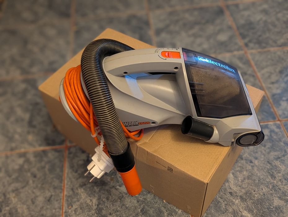 Aspirator de mână Electrolux WorkZone pentru detailing auto