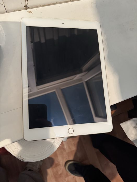 продам айпад 5 apple