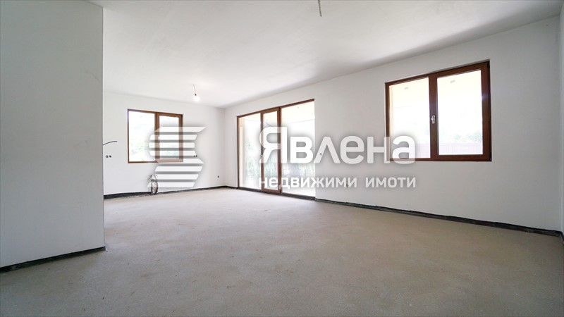 Продажба еднофамилна къща с. Големо Бучино