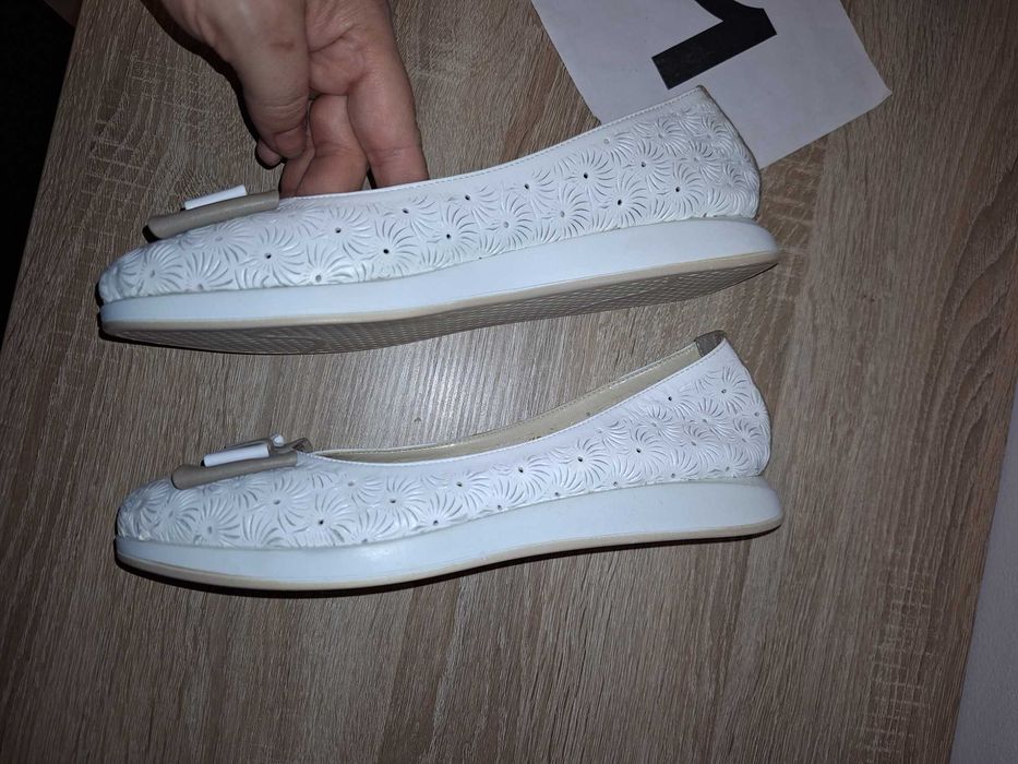 balerini piele noi marimea 41