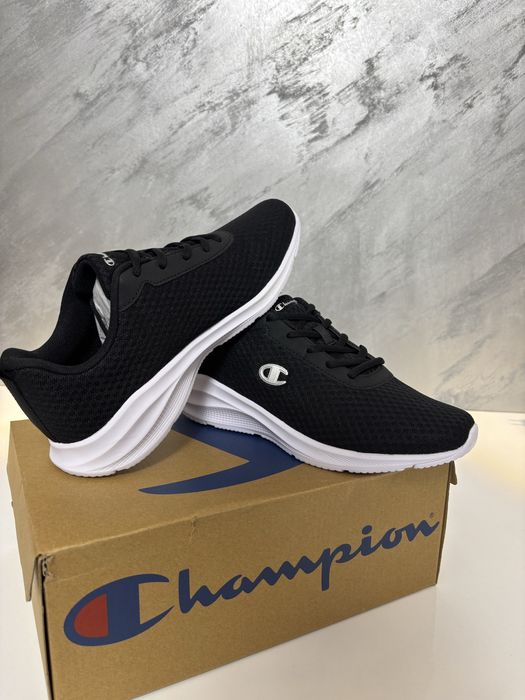 —Adidasi—Champion—