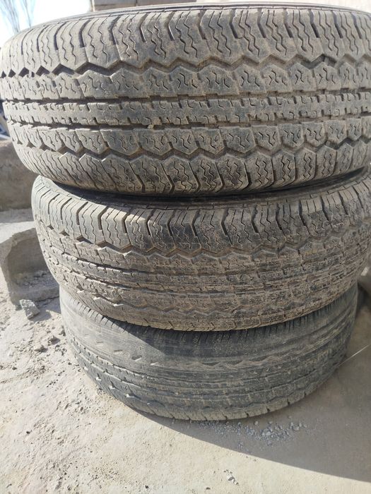 Шины на делику р15