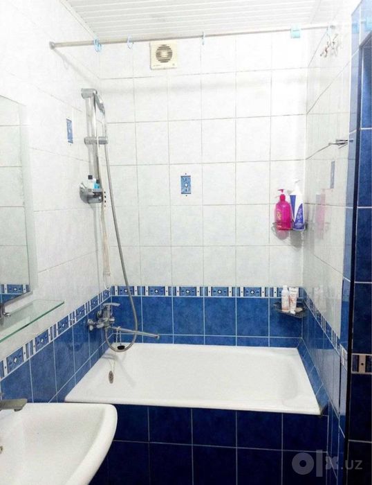 Продается Саракулька Мирабадский Район Кирпичка 2 комнатная