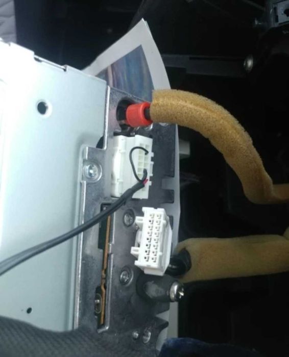 Блутут модул за слушане на музика за Мазда Mazda 2 3 5 6 пускане песни