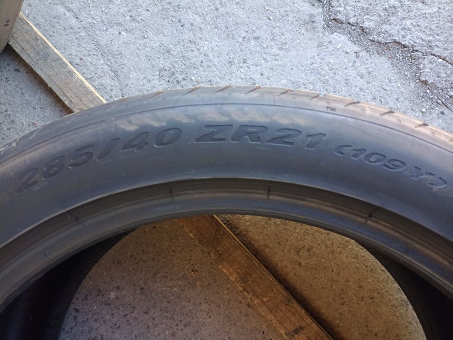 4 anvelope de vara Pirelli 2x315/35 R21 dot 1118 2x285/40 R21 dot 2819