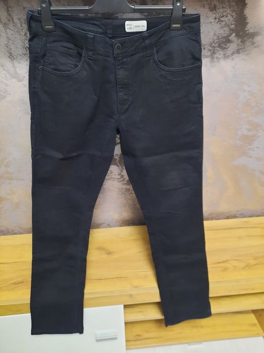 Blug negru bărbat, marca Lc Waikiki, mărimea W32/L30