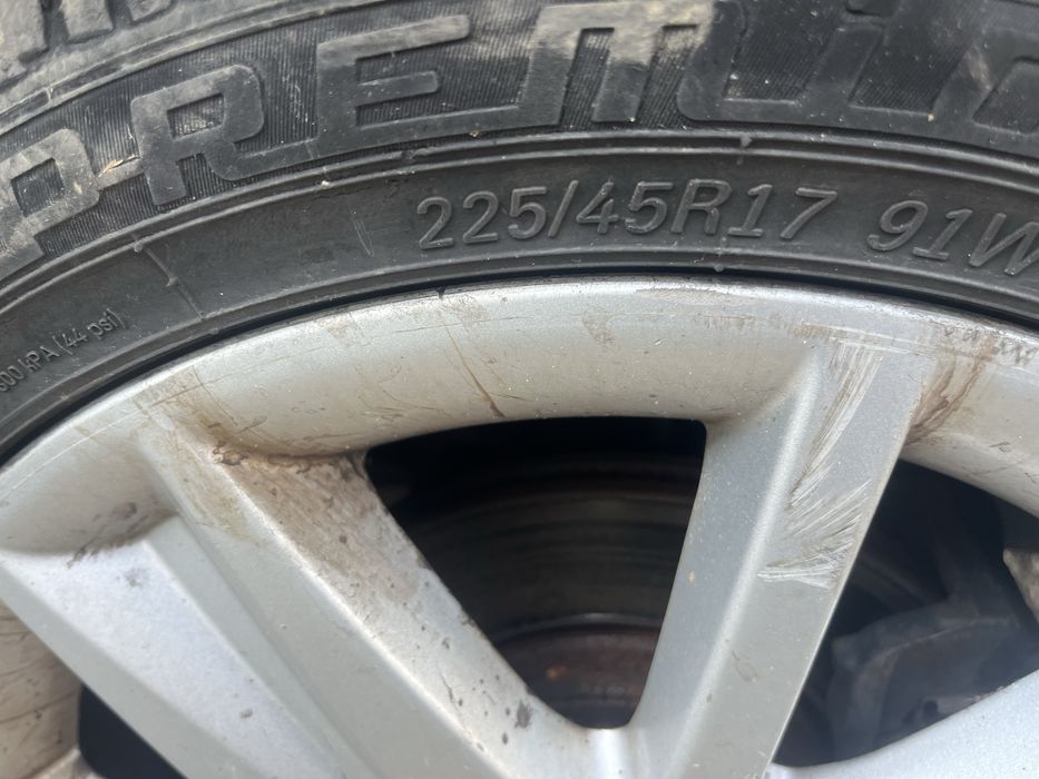 Dezmembrez Renault Megane 2 hatchbach 1.5 diesel euro 3