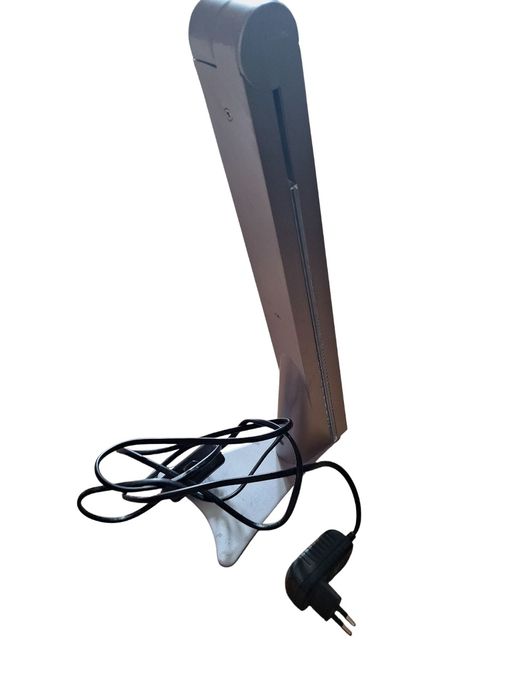 Настолна лампа в сиво