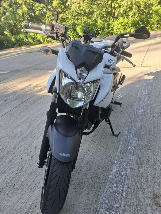 Vand YAMAHA XJ6n 2014