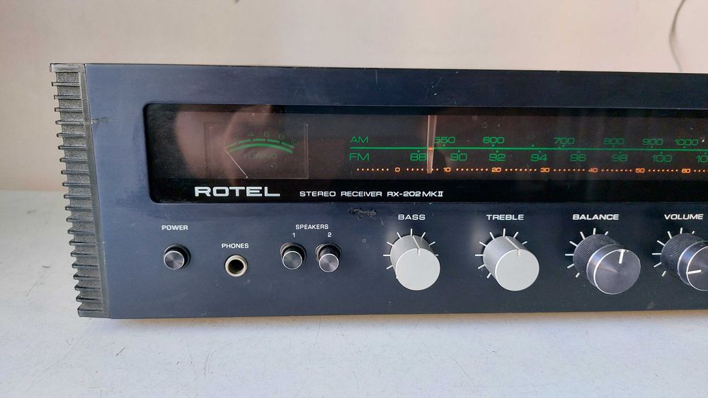 Rotel RX 202 MK 2 amplificator vintage 1976 statie muzica amplituner