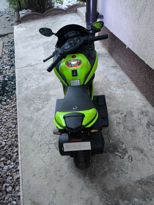Motocicleta electrica copii/ puțin folosită
