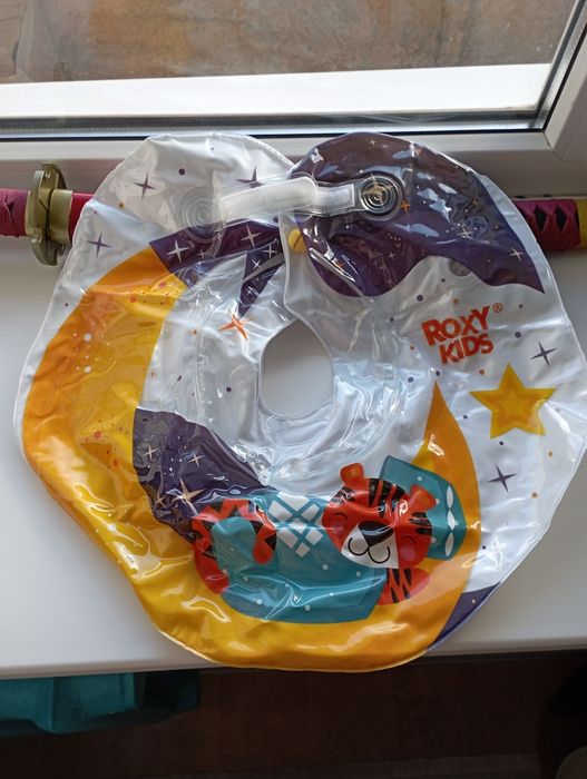 Продам детский круг на шею